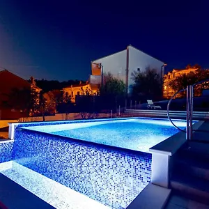 Amica , Trogir Chorwacja